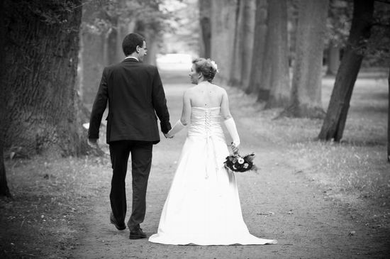 Braut Völker Spaziergang