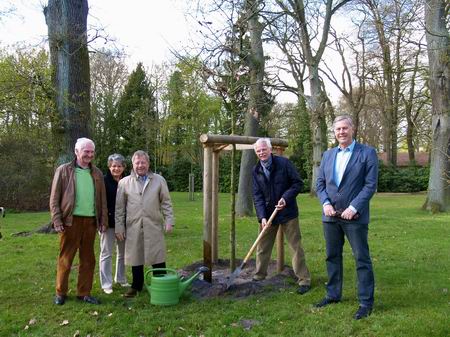 Baumspende GCO Foto C. Bornkeel